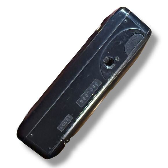 Vintage Samsung AF-Slim II Red Eye Reduction Black 35mm Film Camera Works - Picture 7 of 9